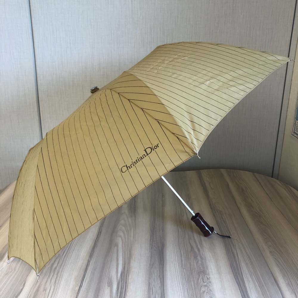 Christian Dior retractable umbrella